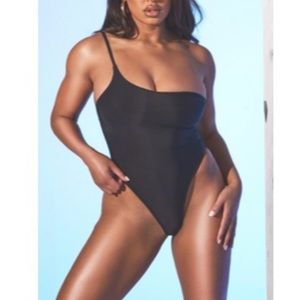 pretty little thing black one piece bathing suit